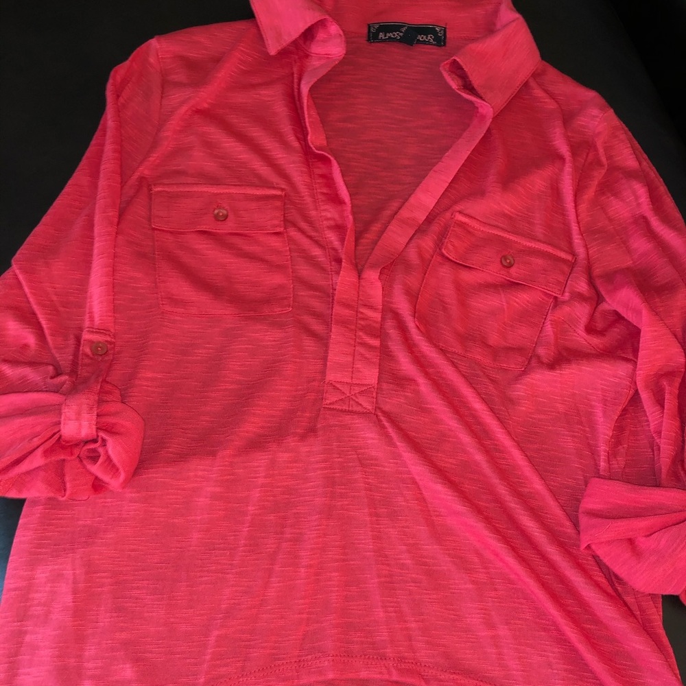 Almost Famous women’s medium salmon colored blouse